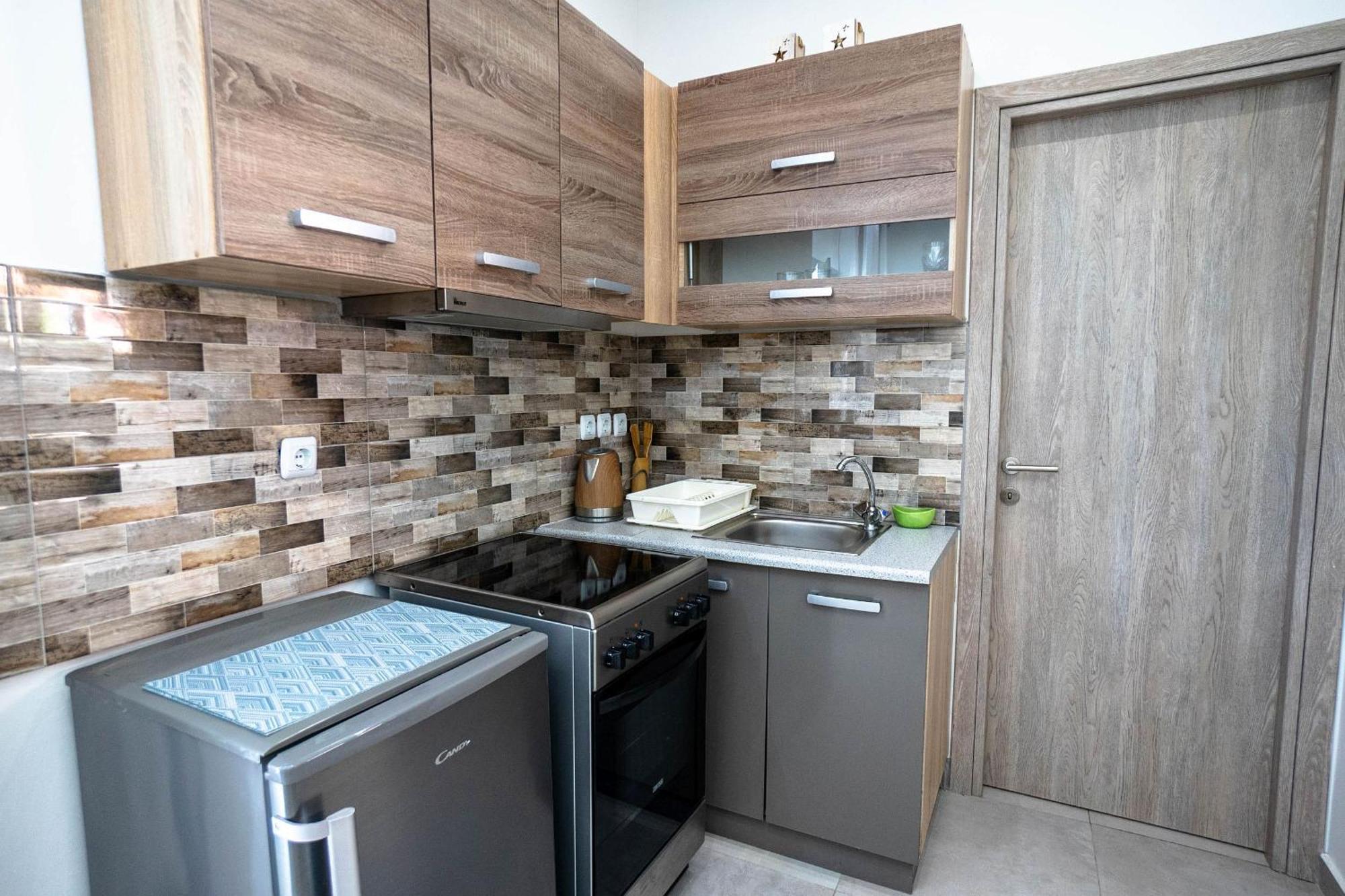 Golden Dolphin Studios & Apartments Alykes  Quarto foto